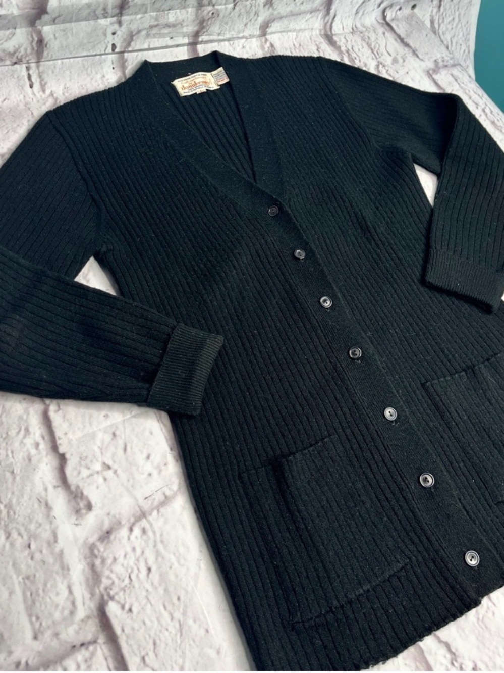Vintage Donnkenny 1970’s black knit cardigan size large - Picture 2 of 4